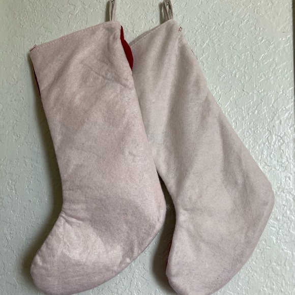 Annie’s Attic Christmas tree skirt W/ 2 Decorative Stockings Snowman & Santa. - Picture 10 of 15